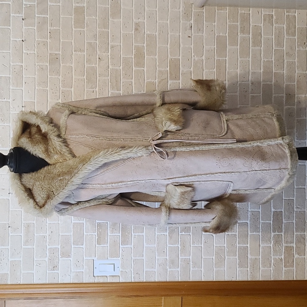 Jones New York Women's Faux Shearling Hooded Wrap Coat (Sz M/P)